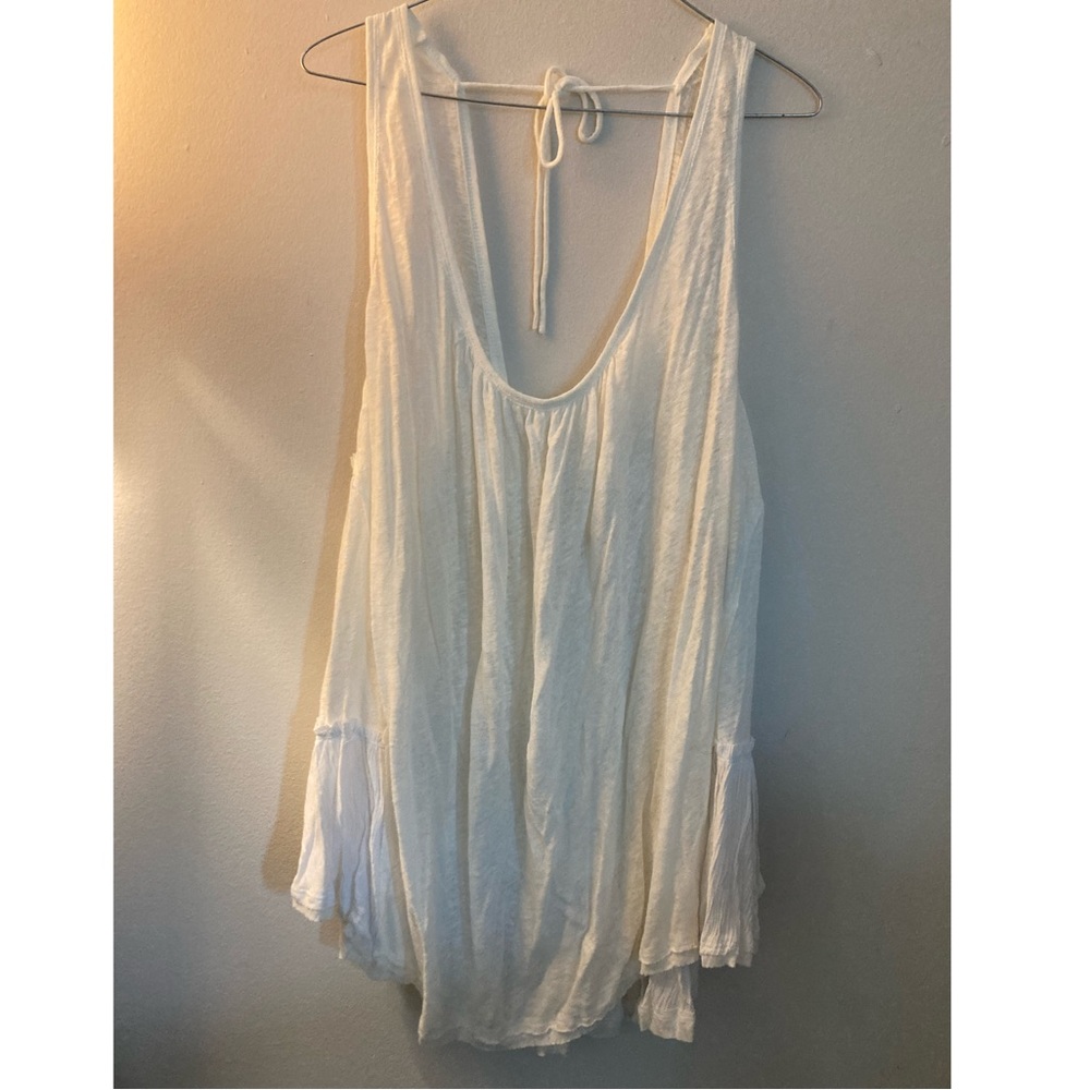 Free People Flowy White Tank Tunic 🌼🌞